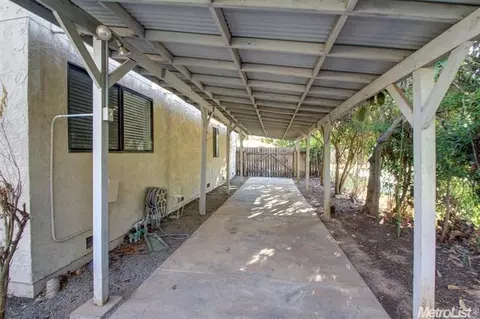 4781 Loch Lomond Dr, Carmichael, CA 95608 photo 23