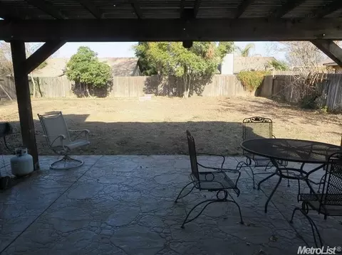 191 Saddle Ct, Galt, CA 95632 photo 5
