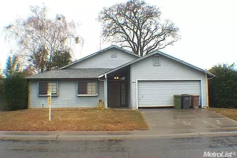 191 Saddle Ct, Galt, CA 95632 photo 1