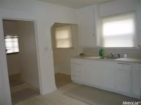 215 Roselawn Ave, Modesto, CA 95351 photo 7