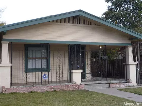 215 Roselawn Ave, Modesto, CA 95351 photo 2