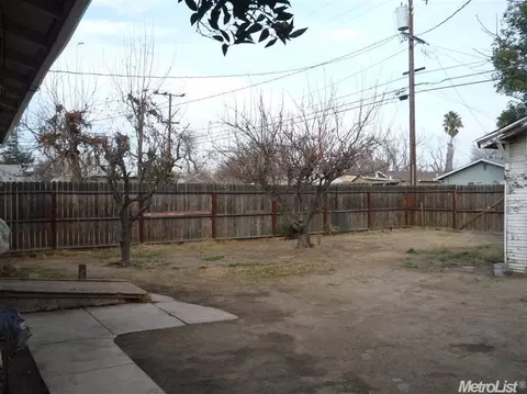 215 Roselawn Ave, Modesto, CA 95351 photo 14