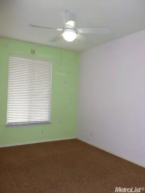 3229 Plantation Ct, Modesto, CA 95355 photo 14