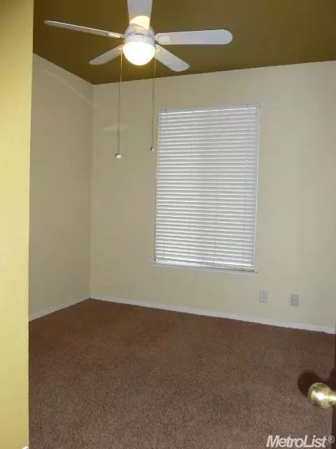 3229 Plantation Ct, Modesto, CA 95355 photo 15