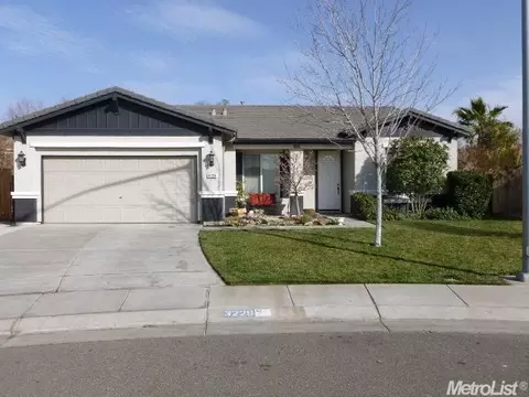 3229 Plantation Ct, Modesto, CA 95355 photo 1
