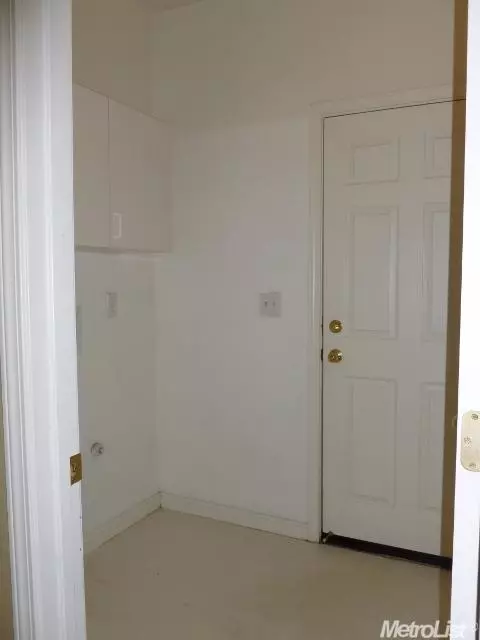 3229 Plantation Ct, Modesto, CA 95355 photo 18
