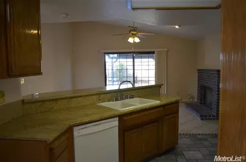 2157 Cheyenne Way, Modesto, CA 95356 photo 6