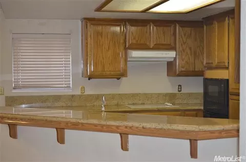 2157 Cheyenne Way, Modesto, CA 95356 photo 2