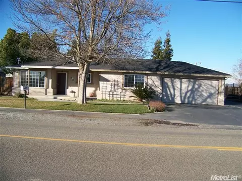 12425 Delaware, Hickman, CA 95323 photo 1