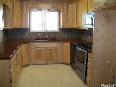 12425 Delaware, Hickman, CA 95323 photo 3