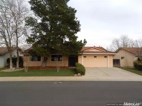 175 Emerald Oak Dr, Galt, CA 95632 photo 1