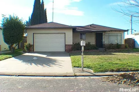 312 Crater Ave, Modesto, CA 95351 photo 1