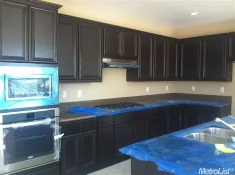 7600 Amber Pl, Hughson, CA 95326 photo 3