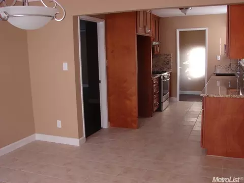 6147 Rutland Dr, Carmichael, CA 95608 photo 13