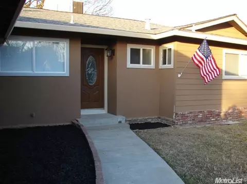 6147 Rutland Dr, Carmichael, CA 95608 photo 2