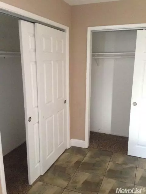 1736 Darwin Ave, Ceres, CA 95307 photo 2