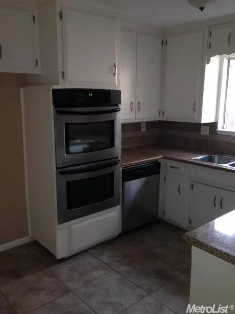 1736 Darwin Ave, Ceres, CA 95307 photo 4