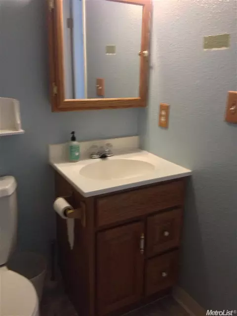 951 N Hickory, Tracy, CA 95376 photo 15
