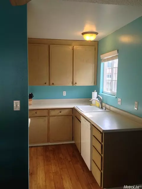951 N Hickory, Tracy, CA 95376 photo 6