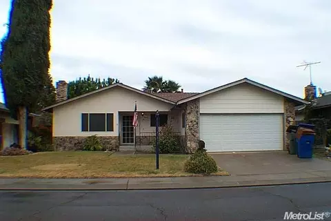 2713 Casa Verde Dr, Ceres, CA 95307 photo 1