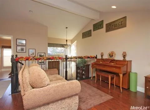 450 Crestridge Ln, Folsom, CA 95630 photo 6