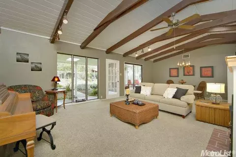 641 Amherst Dr, Davis, CA 95616 photo 3