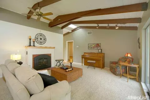 641 Amherst Dr, Davis, CA 95616 photo 4
