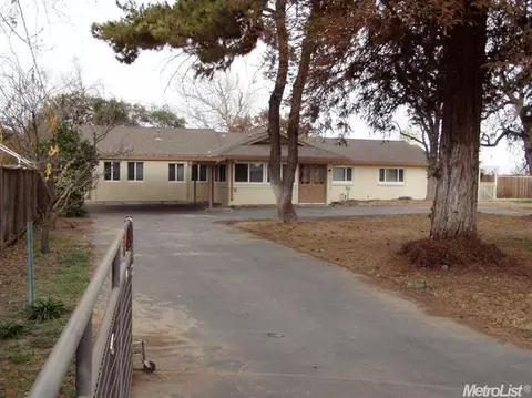 2637 River Rd, Modesto, CA 95351 photo 2