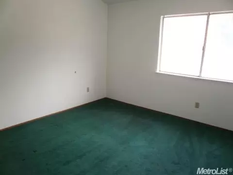 4113 Falling Leaf Ct, Antelope, CA 95843 photo 8