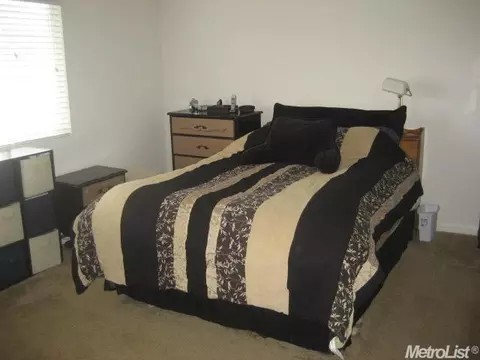 667 Stage Coach Dr, Lathrop, CA 95330 photo 18