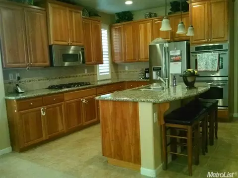 764 John Kamps Way, Ripon, CA 95366 photo 2