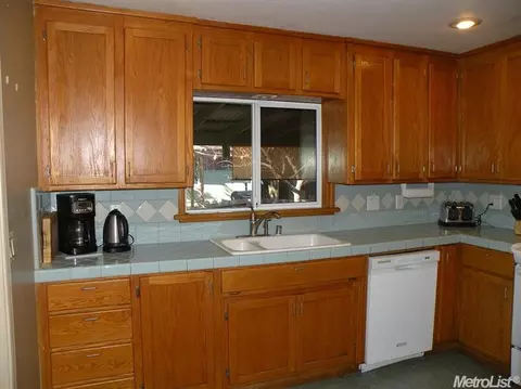 128 Madera Ave, Modesto, CA 95351 photo 10