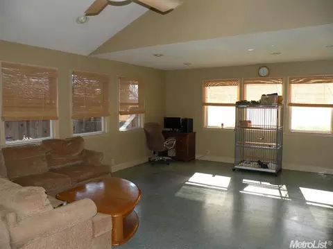 128 Madera Ave, Modesto, CA 95351 photo 5