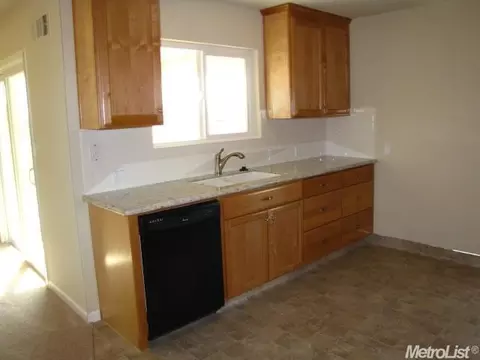 20585 S Tinnin, Manteca, CA 95337 photo 5