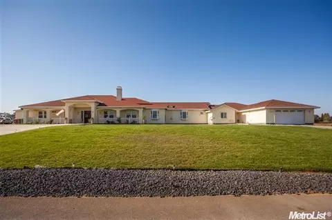 9530 Danlar Ct, Wilton, CA 95693 photo 2