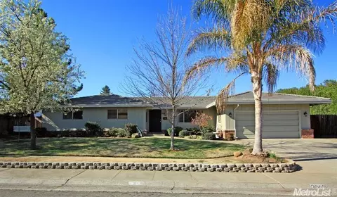 3949 Garfield Ave, Carmichael, CA 95608 photo 1