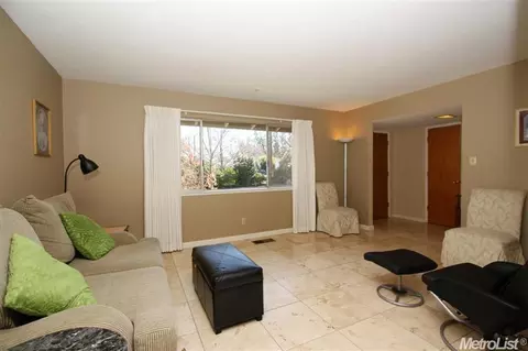 3949 Garfield Ave, Carmichael, CA 95608 photo 5