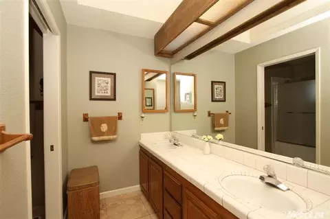 3949 Garfield Ave, Carmichael, CA 95608 photo 12