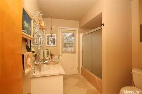 3949 Garfield Ave, Carmichael, CA 95608 photo 17