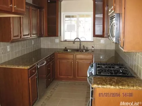 8701 Baxter Way, Orangevale, CA 95662 photo 3