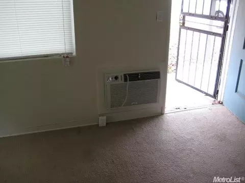 896 Wayside, Turlock, CA 95380 photo 7