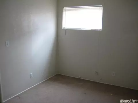 896 Wayside, Turlock, CA 95380 photo 9
