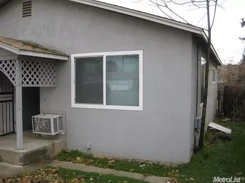 896 Wayside, Turlock, CA 95380 photo 12