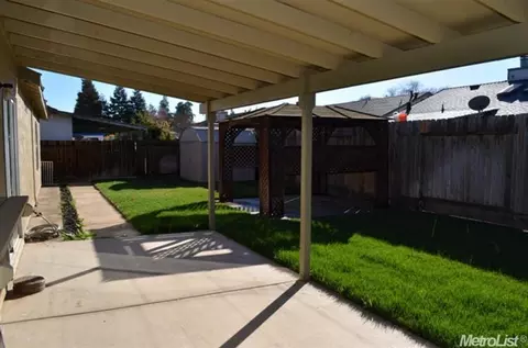 3804 Wild Palms Dr, Modesto, CA 95355 photo 4