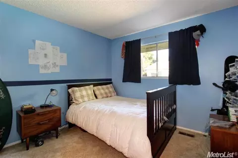 4842 Lola Way, Carmichael, CA 95608 photo 16