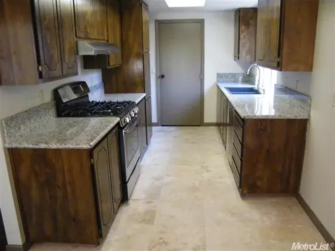 5762 Angelo Dr, Loomis, CA 95650 photo 2