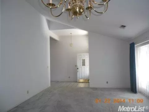 2805 Nora Ln, Modesto, CA 95355 photo 4