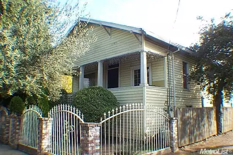 726 E 3rd St, Stockton, CA 95206 photo 1