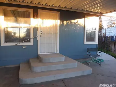 3004 Celebrity Ln, Modesto, CA 95350 photo 3