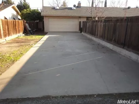 3133 Scenic Dr, Modesto, CA 95355 photo 19